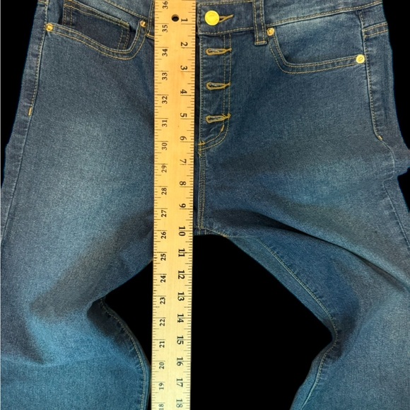 Michael Kors Jeans - Picture 9 of 10
